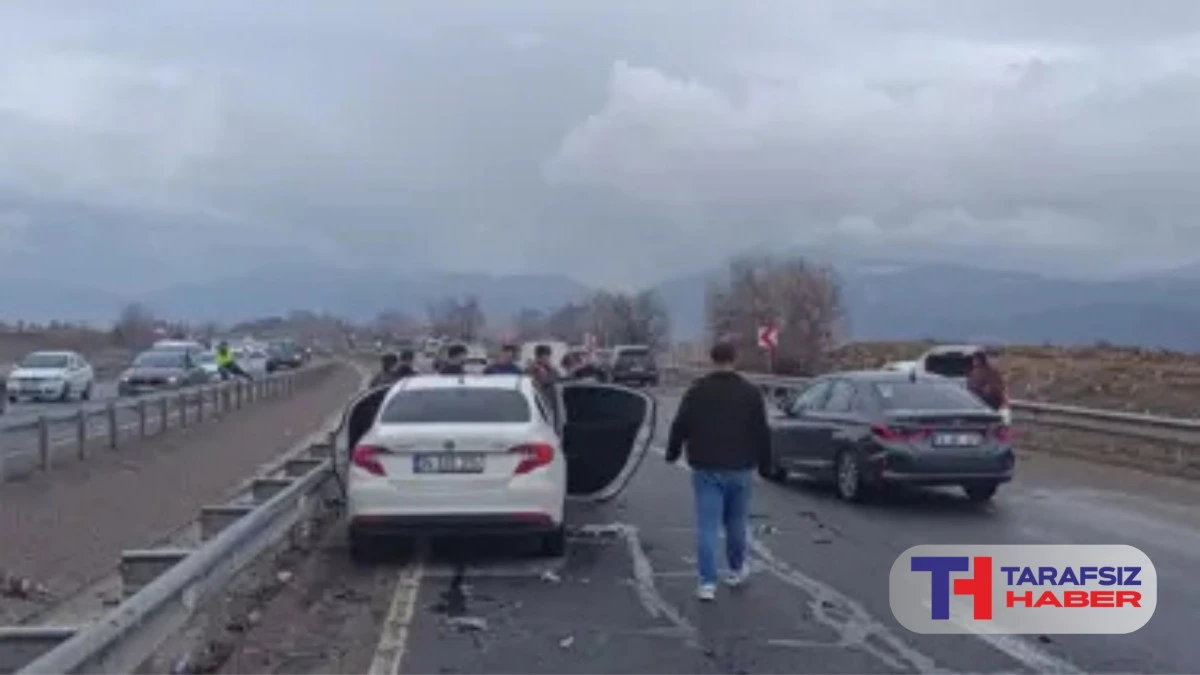 El frenini &ccedil;ekmeyi unuttuğu aracını durdurmaya &ccedil;alışırken &ouml;ld&uuml;