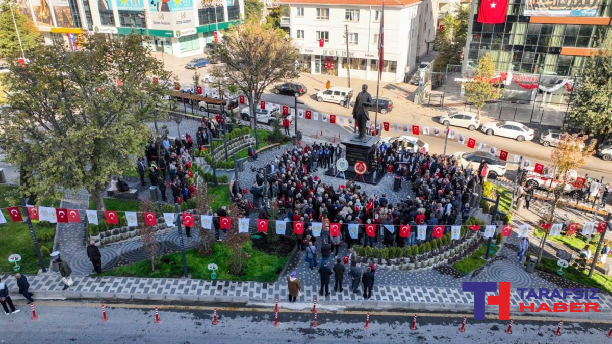 Etimesgut'da 29 Ekim Cumhuriyet Meyda'nında kutlandı 