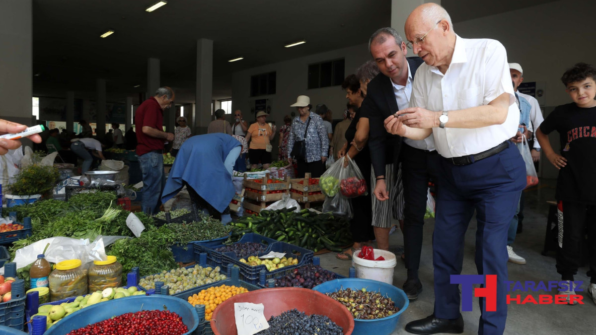 Fethi Yaşar, Köylü ve El Emeği Pazarı'nı Ziyaret Etti