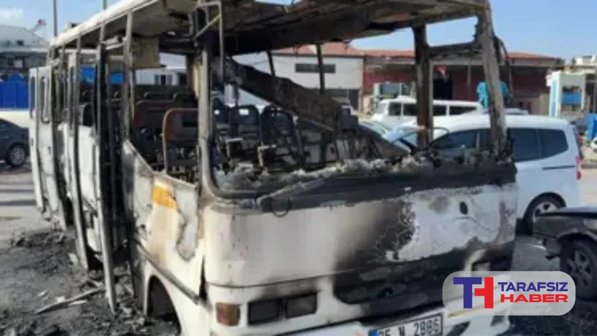 İzmir'de korkun&ccedil; olay. 16 yaşındaki &ccedil;ocuk minib&uuml;ste yandı