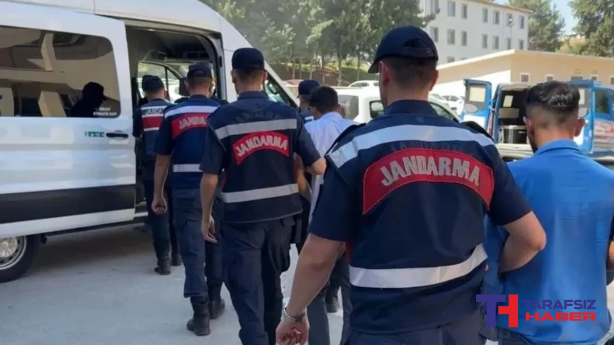 Jandarma'dan Ankara'da &lsquo;Siber Dolandırıcılık&rsquo; operasyonu: 54 tutuklu