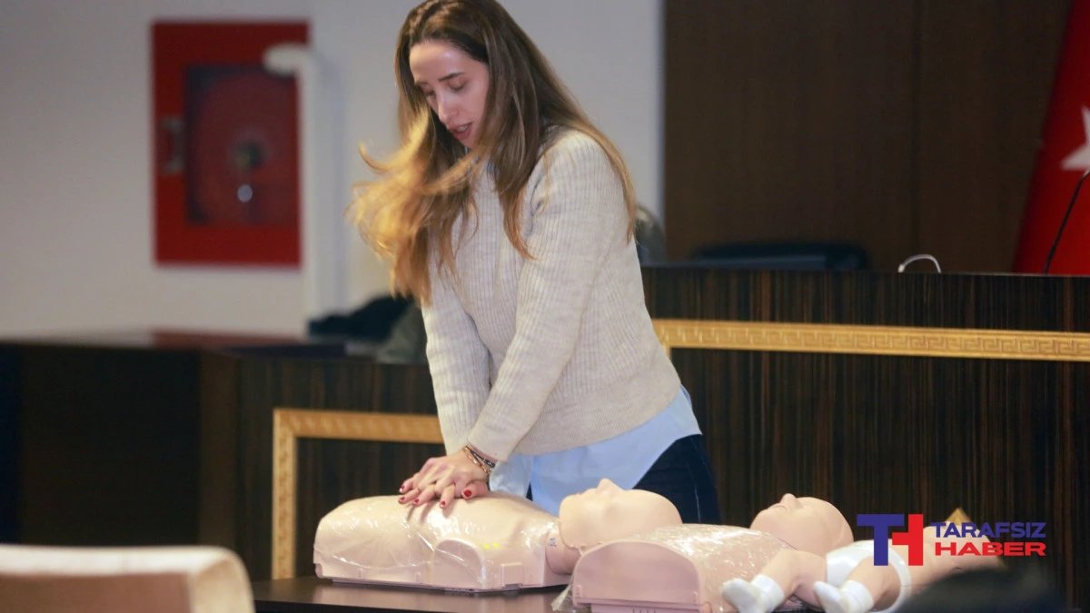 Yenimahalle Belediyesi'nden Personellerine İlk Yardım Eğitimi